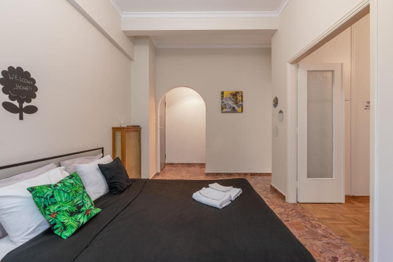 Pink Flat Exarcheia Athens Netflix Apartment Exterior foto
